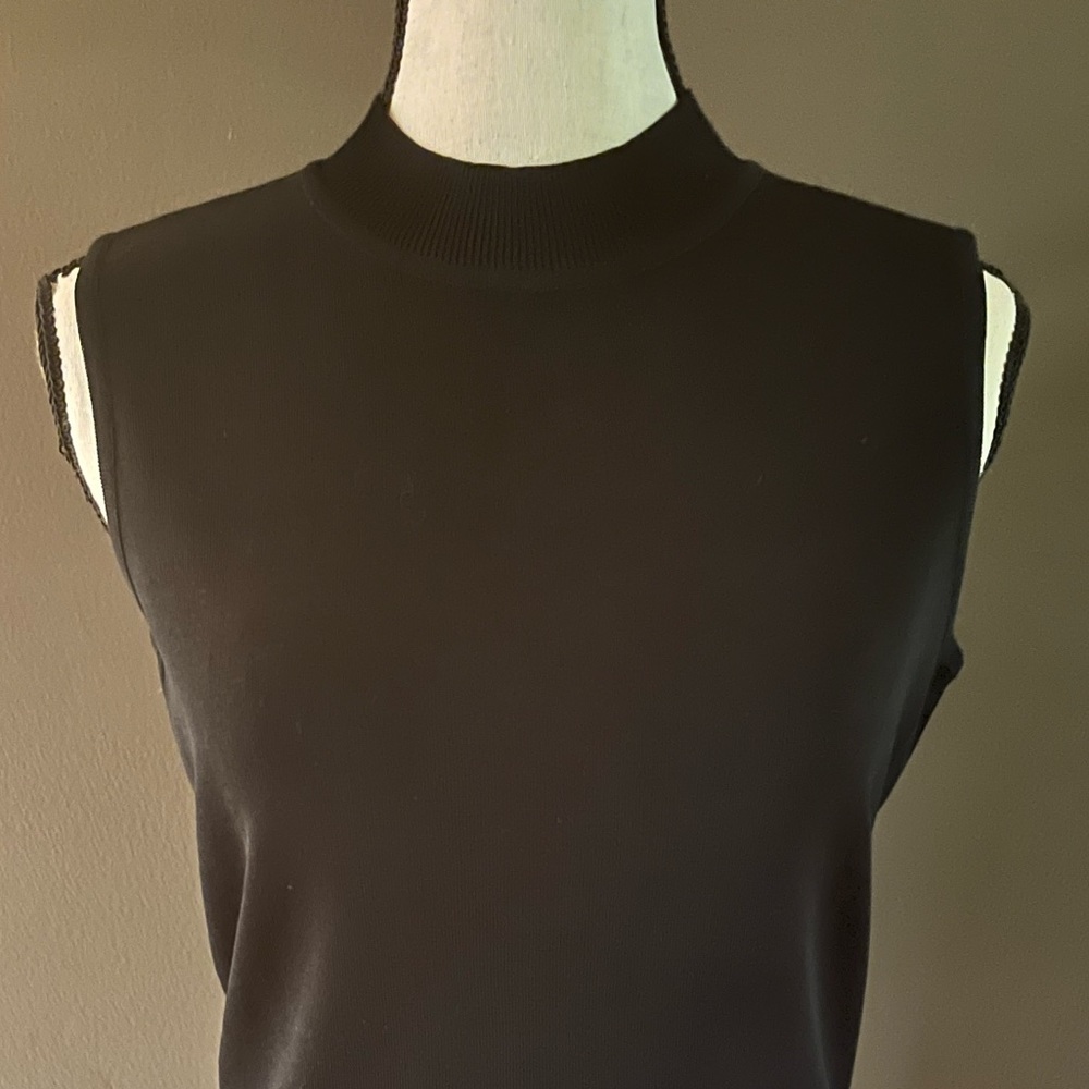 Ming Wang Mock knot top